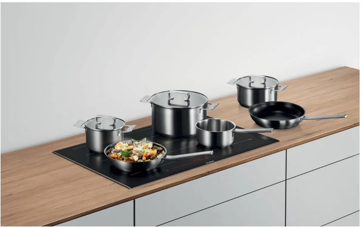 Bosch HEZ9SE060 Pannenset 6-delig - 22cm - Blauw