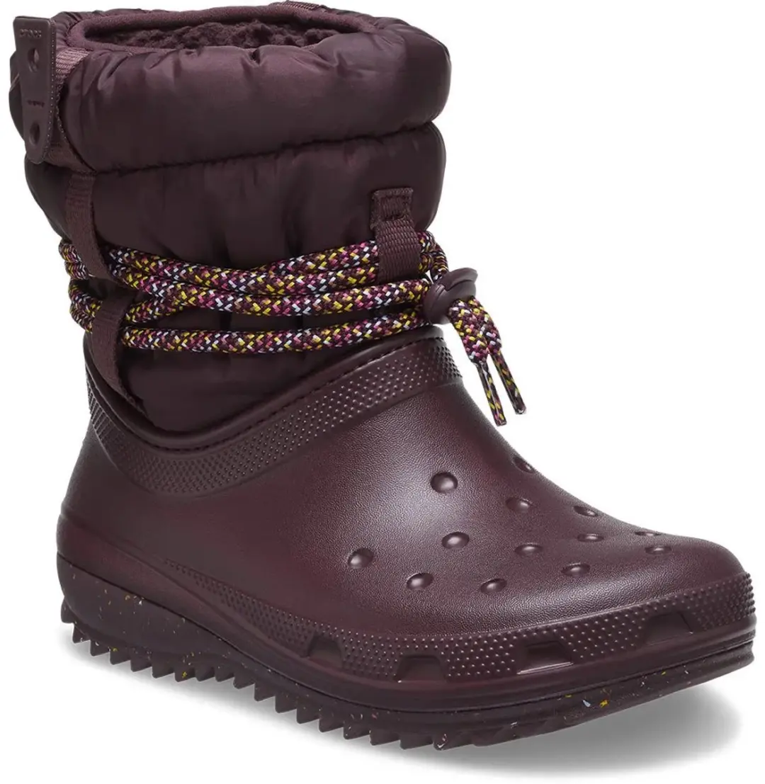 Crocs Classic Neo Puff Luxe Boot - Bruin/Donkerrood Maat 34/35