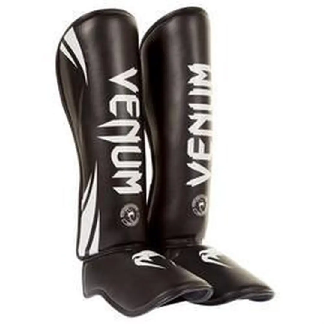 Venum Challenger Scheenbeschermers - Zwart/Wit M