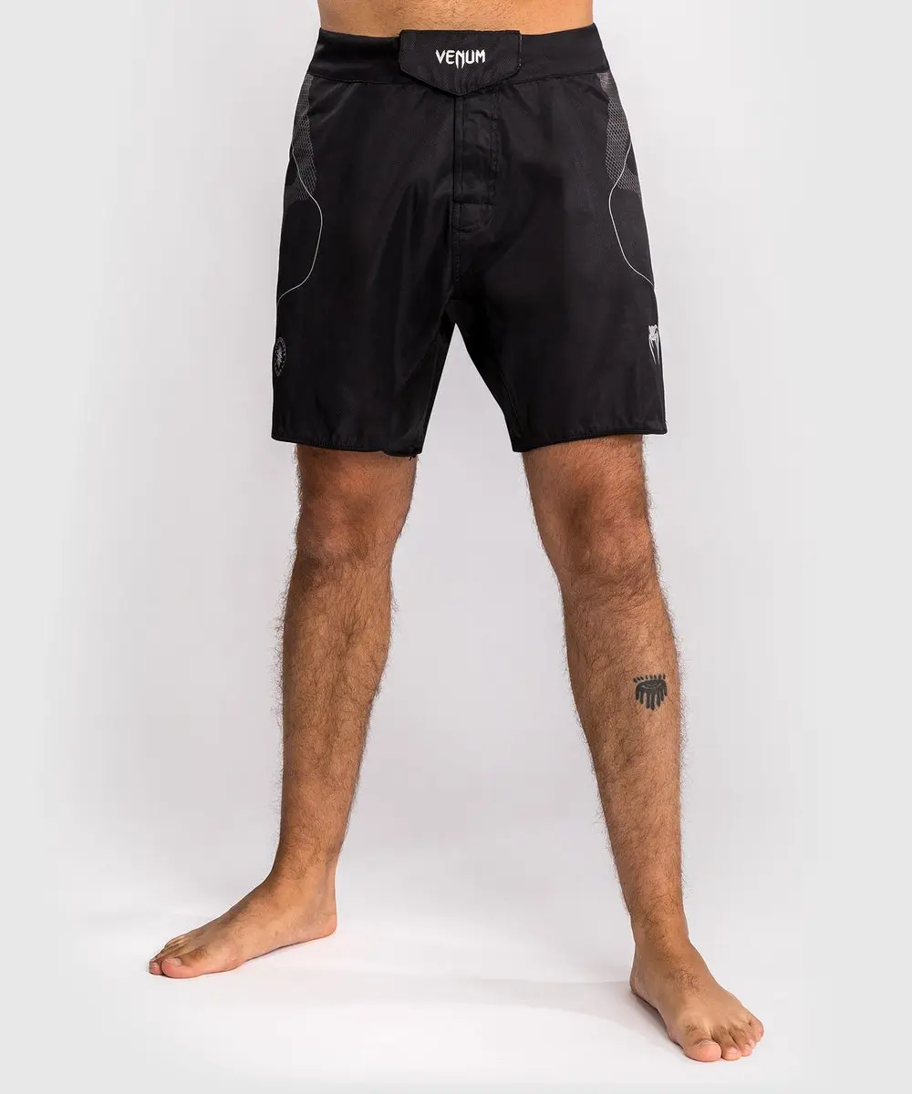 Venum Nexus Fightshorts - L - Zwart Zilver