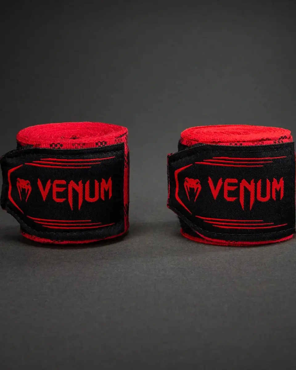 Venum Tartan Boksbandages 300cm - Fury Rood