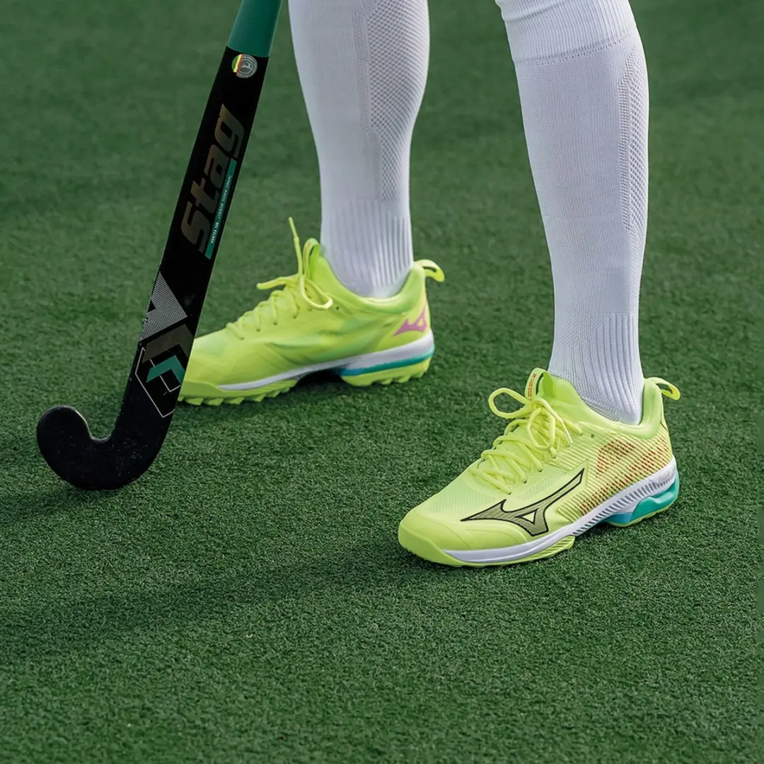 Mizuno Wave Panthera 2 Hockeyschoenen 38 - Limegroen/Rood/Zwart