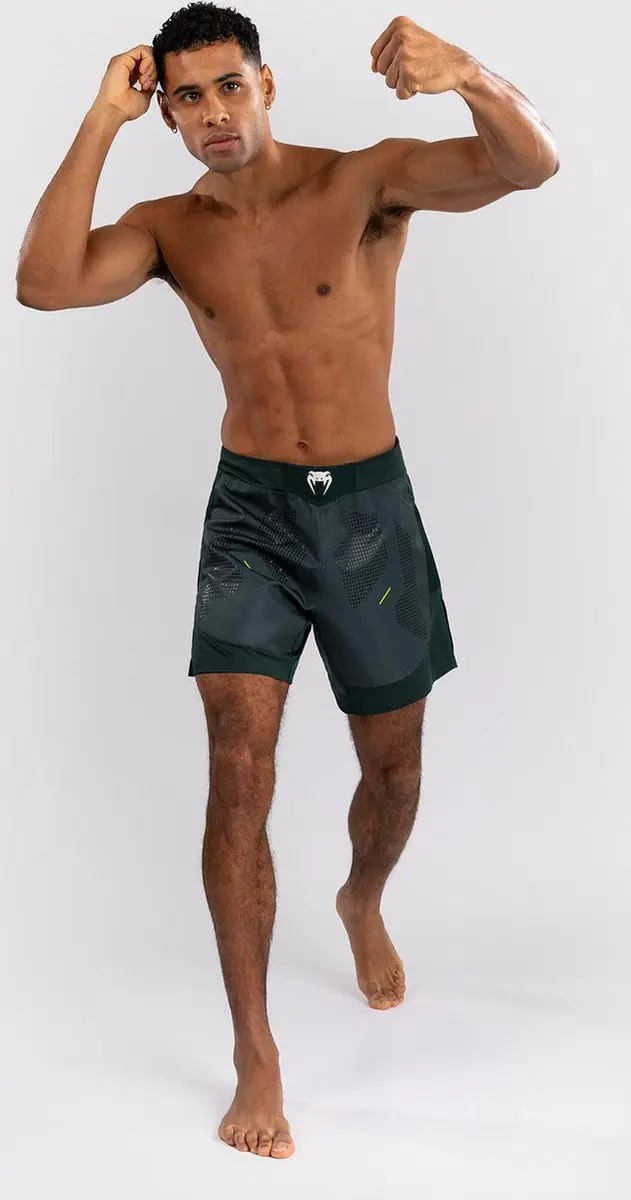 Venum Technical 3.0 Fight Shorts M - Bosgroen