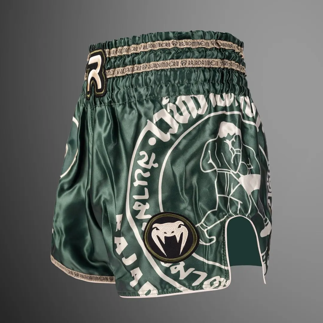 Venum x Rajadamnern Muay Thai Shorts XXL - Leger Groen
