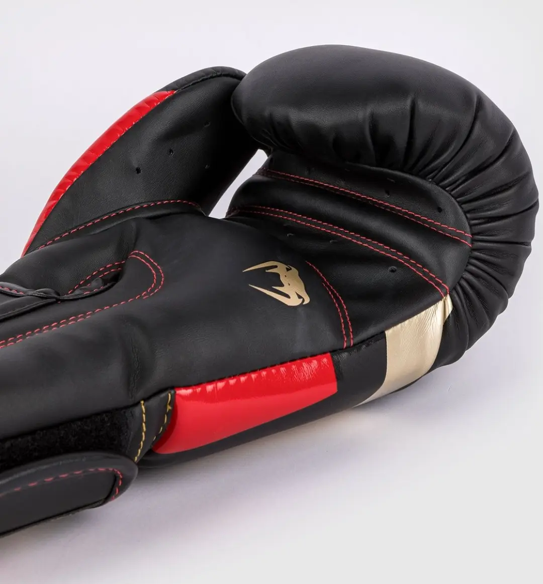 Venum Elite Kick Bokshandschoenen 10 oz - Zwart/Goud/Rood - afbeelding 6 van 6
