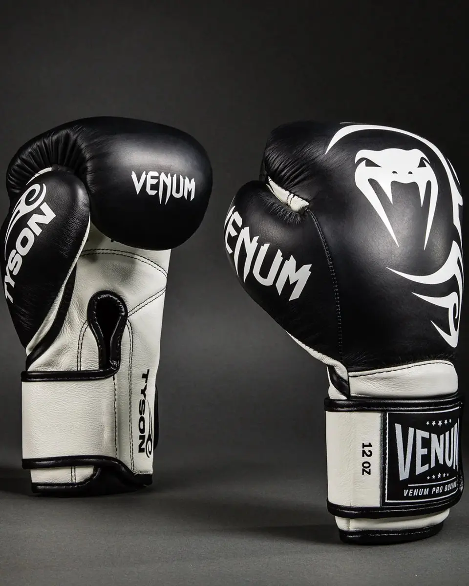 Venum Giant 2.0 Mike Tyson Bokshandschoenen 12 OZ