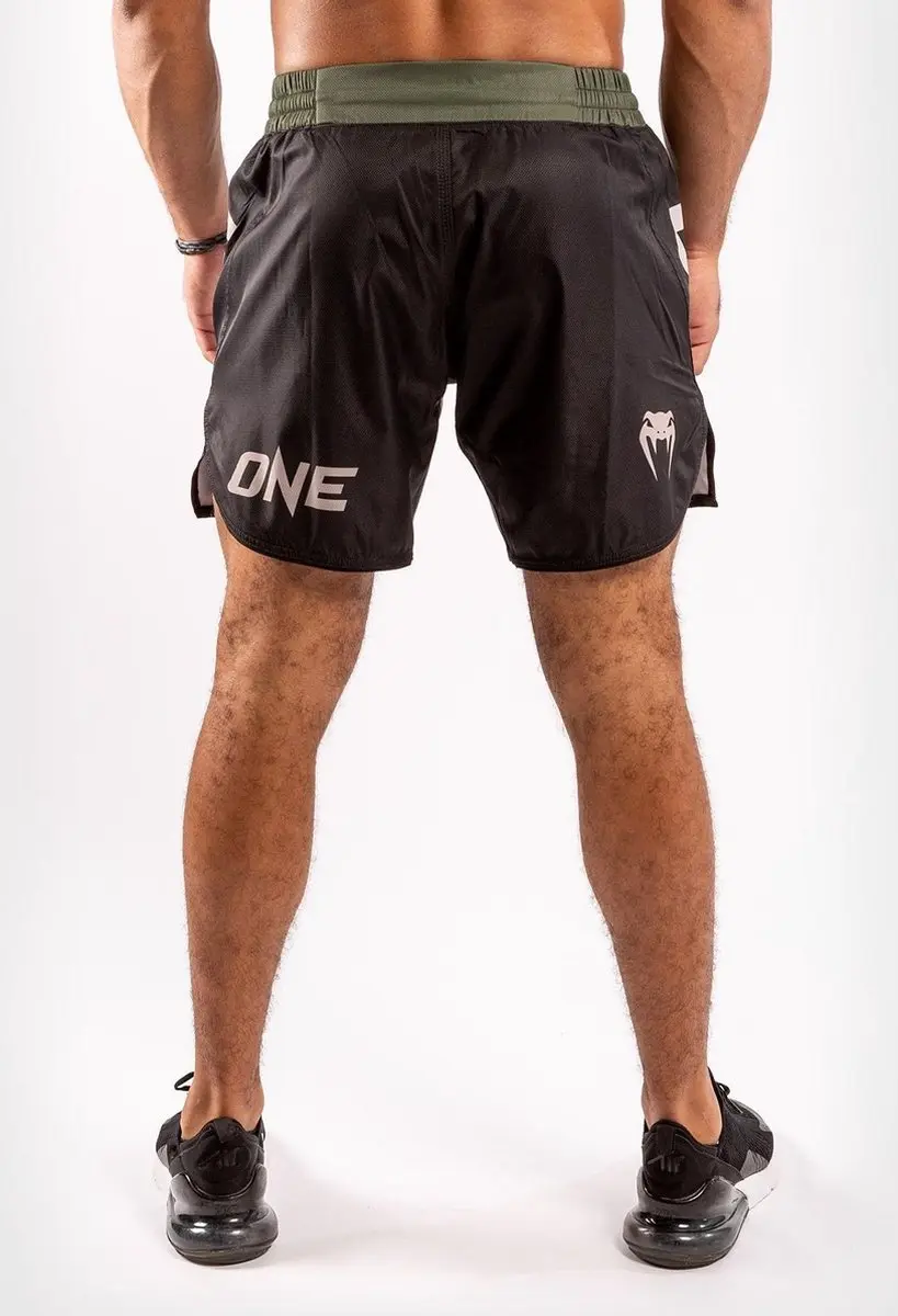 Venum ONE FC Impact Fight Shorts XXL - Zwart/Khaki