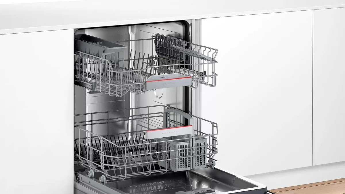 Bosch Serie 4 SGI4HAS48E Semi-ingebouwde Vaatwasser 13 Couverts