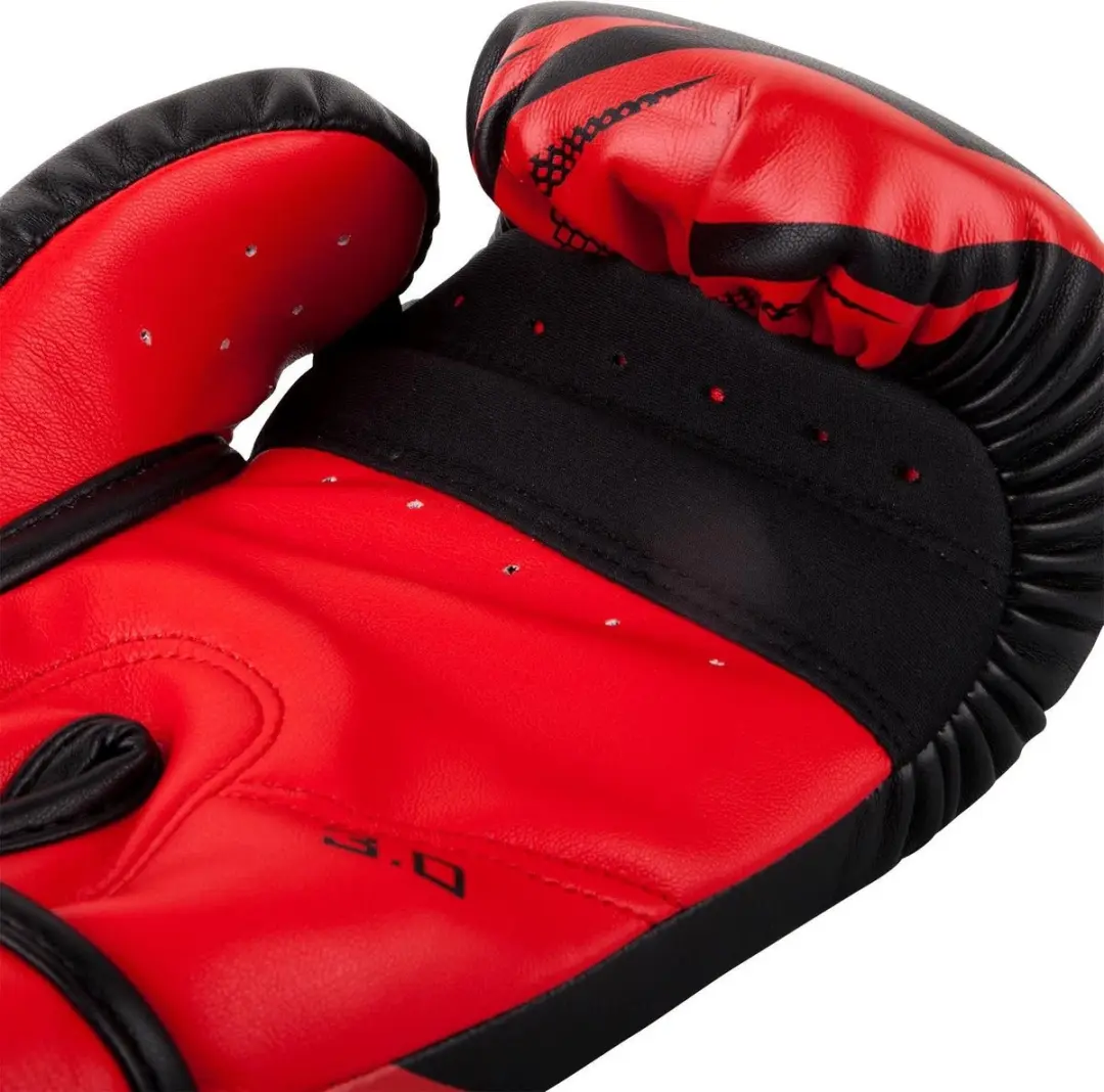 Venum Challenger 3.0 Bokshandschoenen 10oz - Zwart/Rood