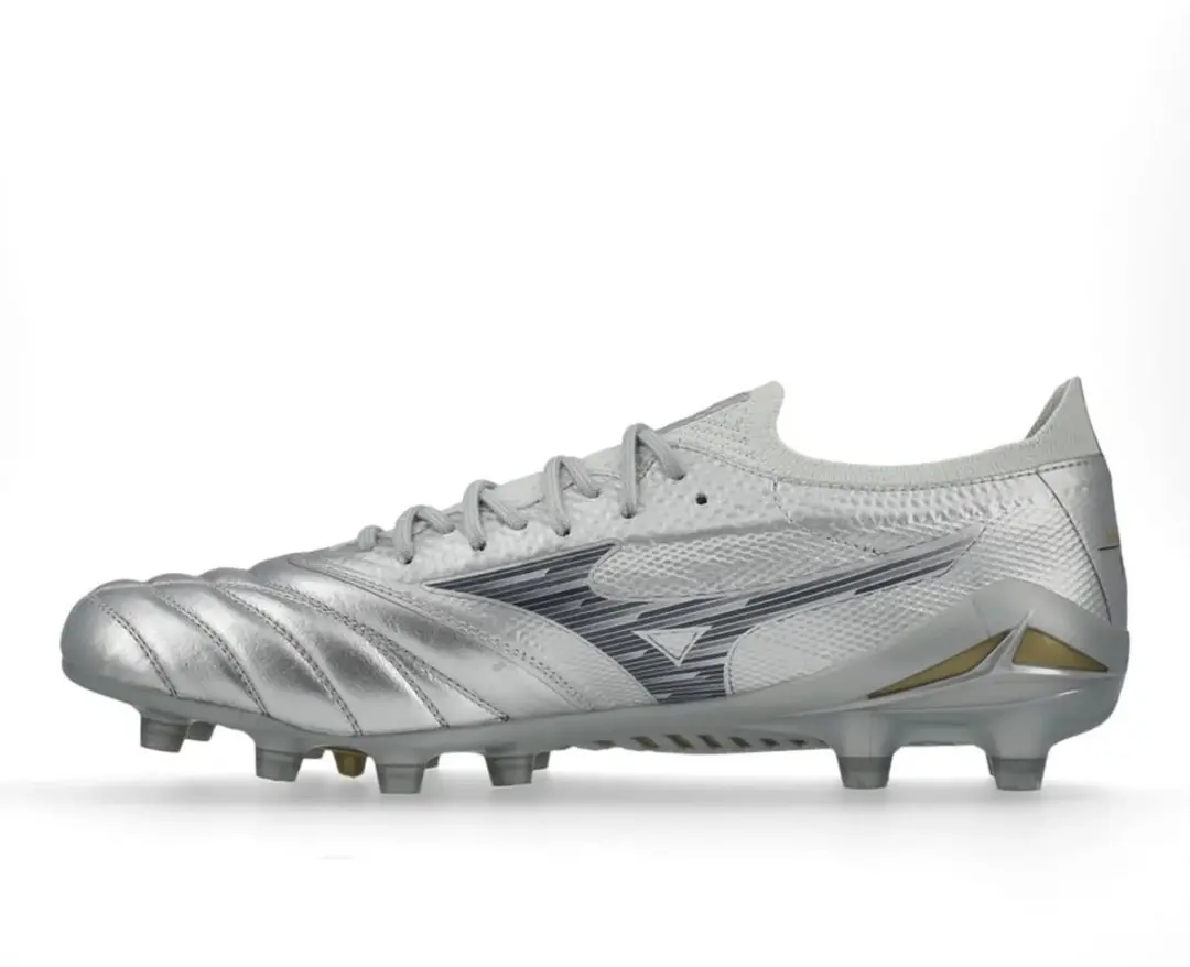 Mizuno Morelia Neo IV Beta Elite Voetbalschoenen - Zilver - EU 41