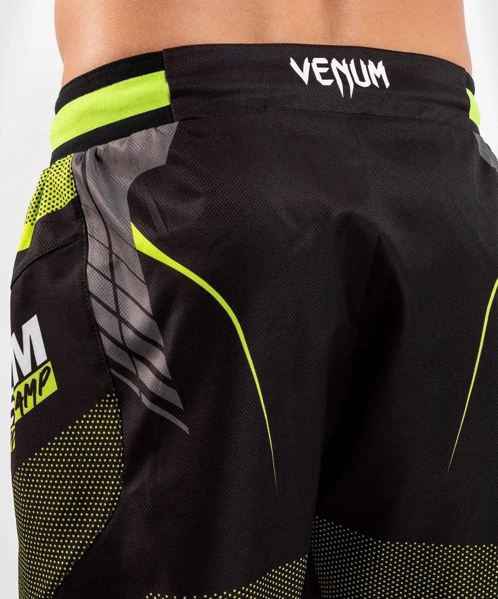 Venum Training Camp 3.0 Fight Shorts - XS - Zwart/Geel