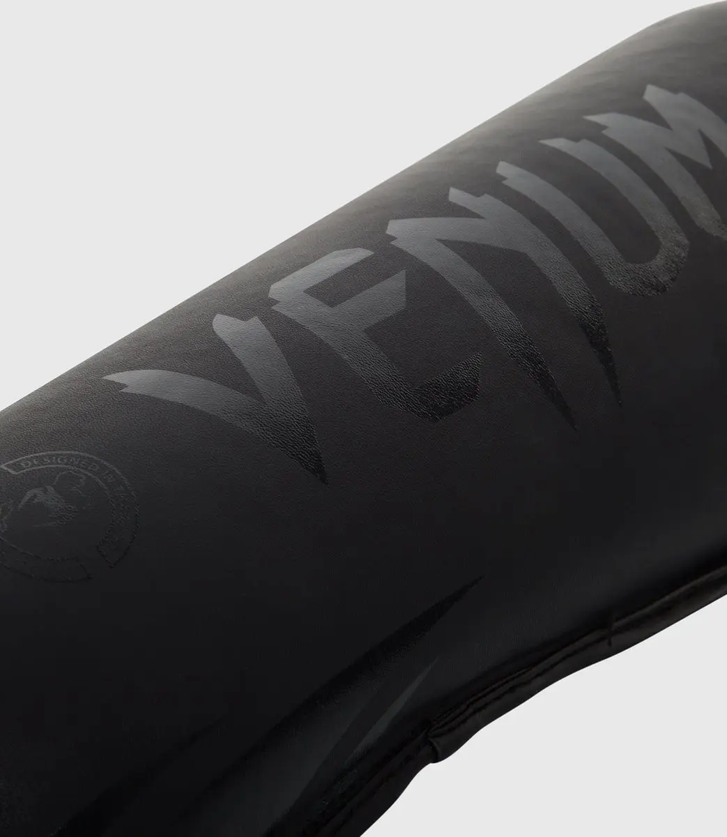 Venum Challenger Scheenbeschermers - Maat M - Zwart
