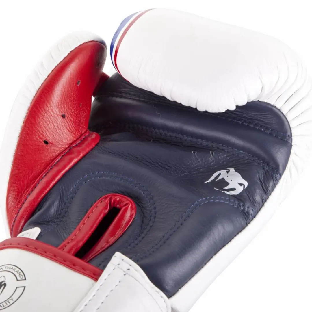 Venum Bangkok Spirit Muay Thai Bokshandschoenen 16 OZ - Wit