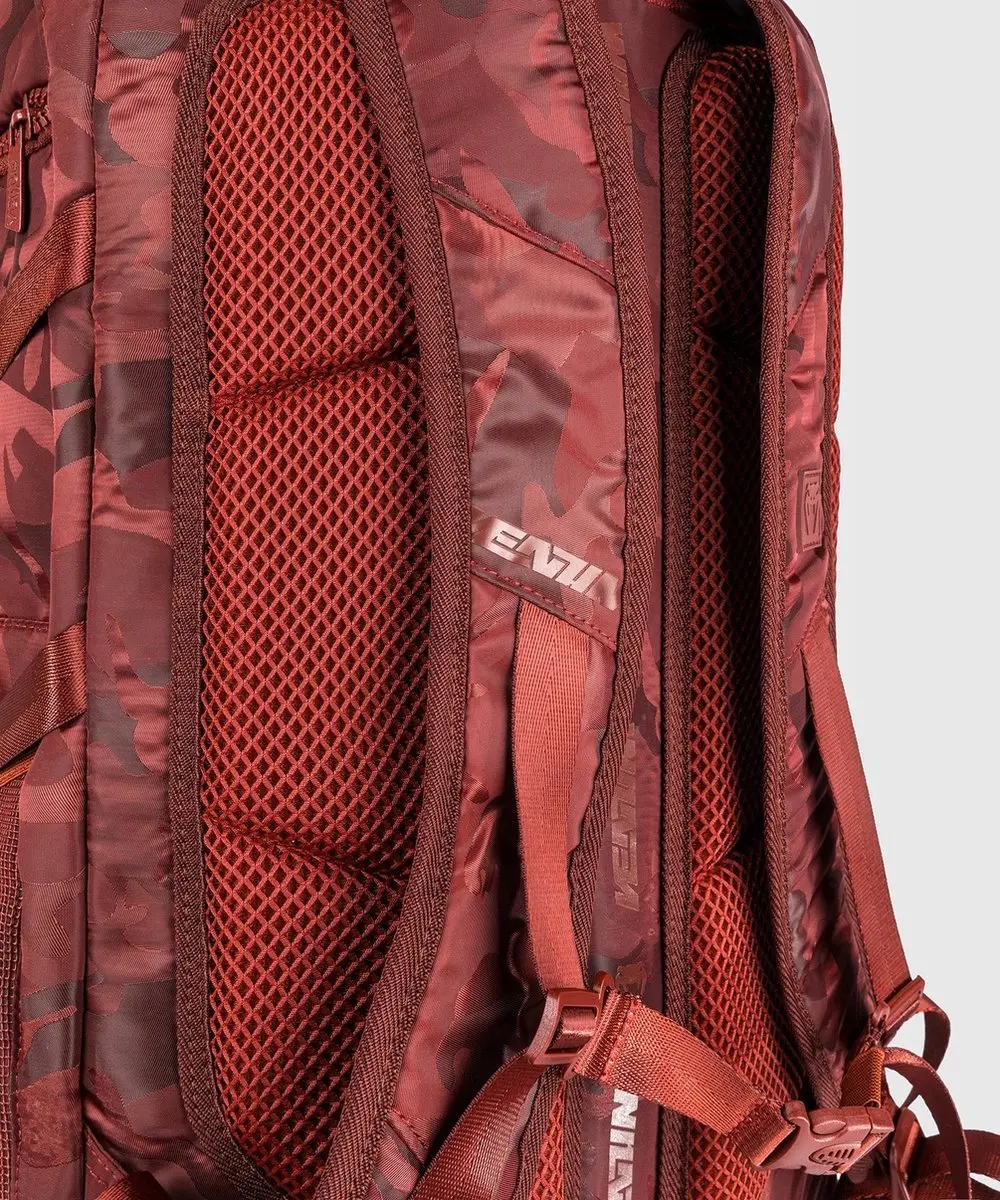 Venum Challenger Xtrem Rugzak 63L - XL - Burgundy Camo