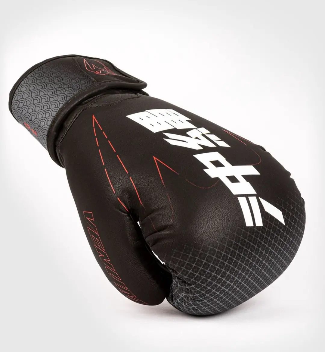 Venum Okinawa 3.0 Bokshandschoenen - Zwart/Rood