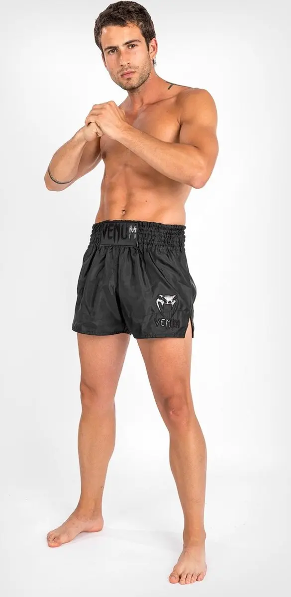 Venum Classic Muay Thai Short Zwart - L