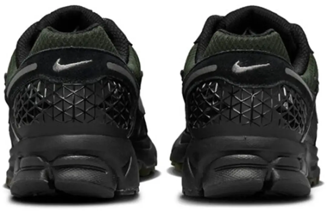 Nike Zoom Vomero 5 HV2527-001 - Maat 46 - Groen