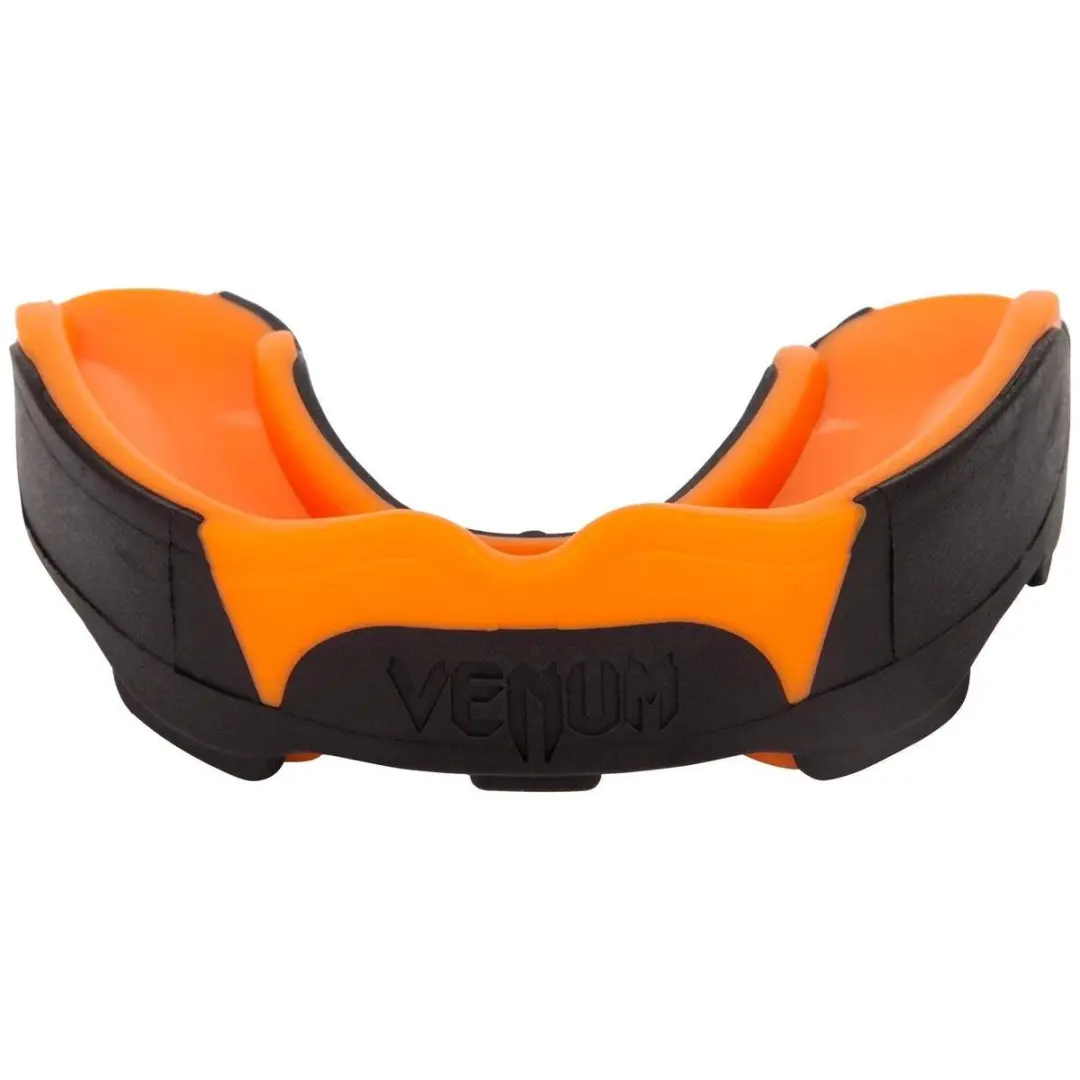 Venum Predator Serie Tandenbeschermer