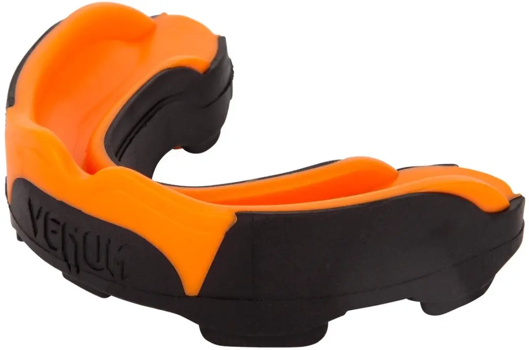 Venum Predator Serie Tandenbeschermer - Zwart/Oranje