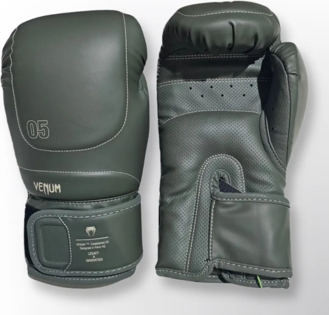 Venum Impact Evo Bokshandschoenen 12 OZ