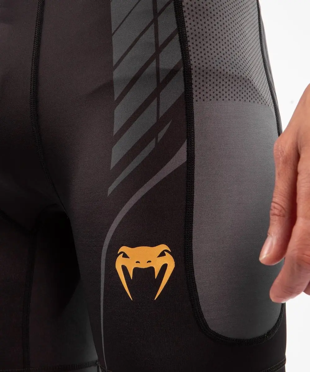 Venum Vale Tudo Compressie Short L - Zwart/Goud