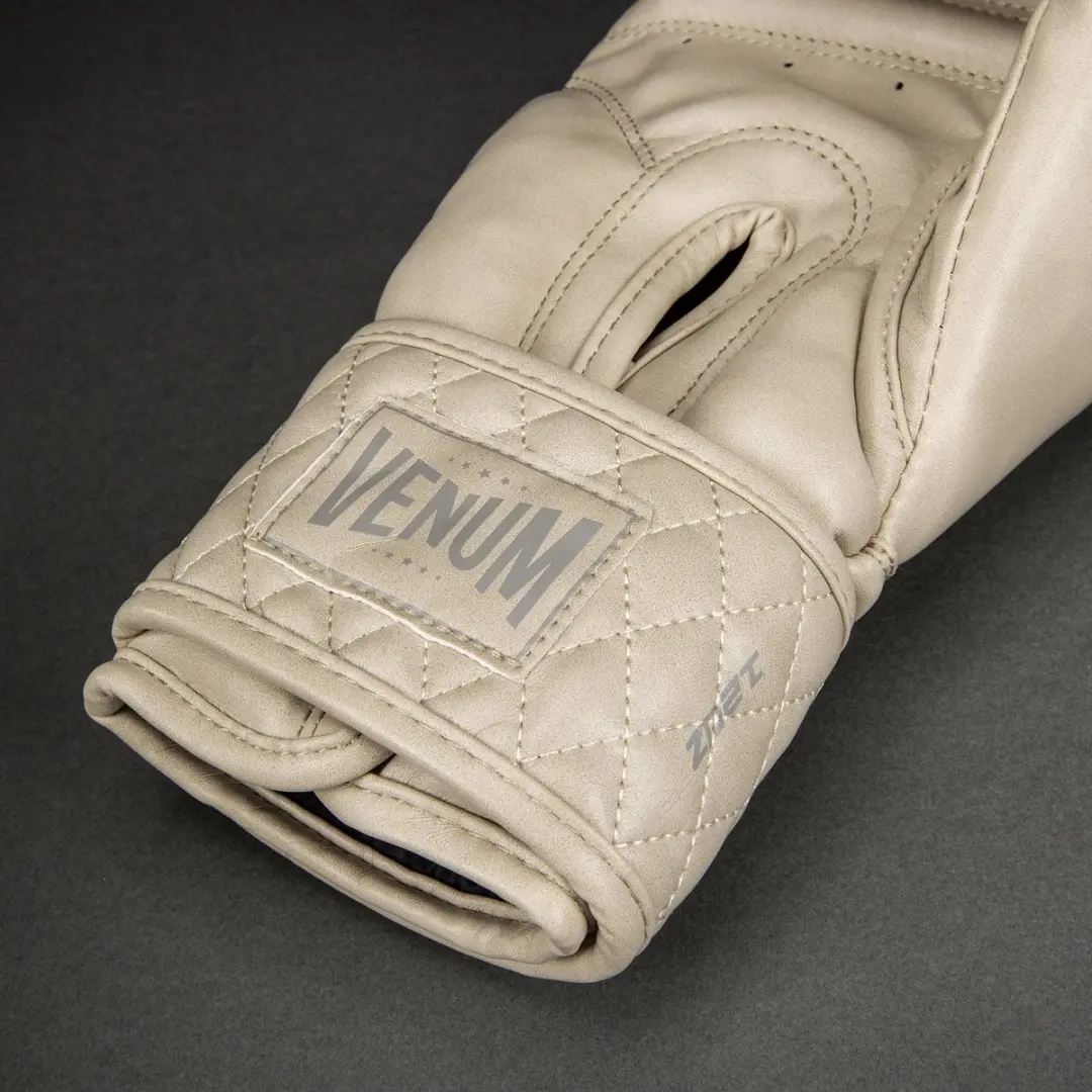 Venum Impact Classic Bokshandschoenen 14 oz - Ivoor