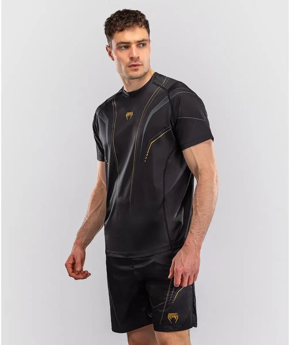 Venum Streamline Dry Tech T-shirt - Zwart/Goud S - afbeelding 6 van 6