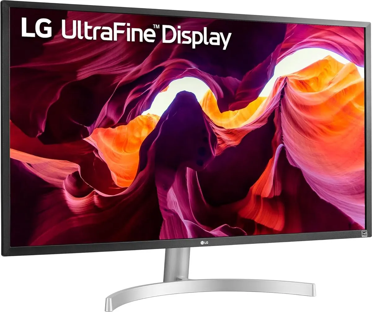 LG 27UL550 4K IPS Monitor 27 inch