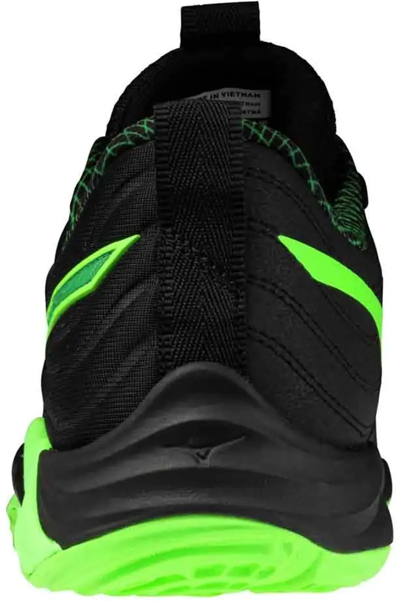Mizuno Wave Momentum Elite Sportschoenen - 42.5 - Zwart