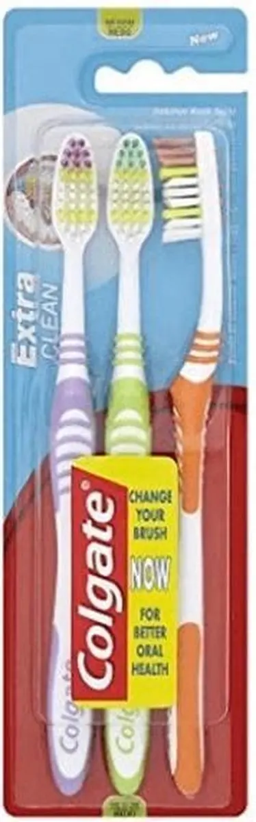 Colgate Extra Clean Medium Tandenborstels - 3 Stuks