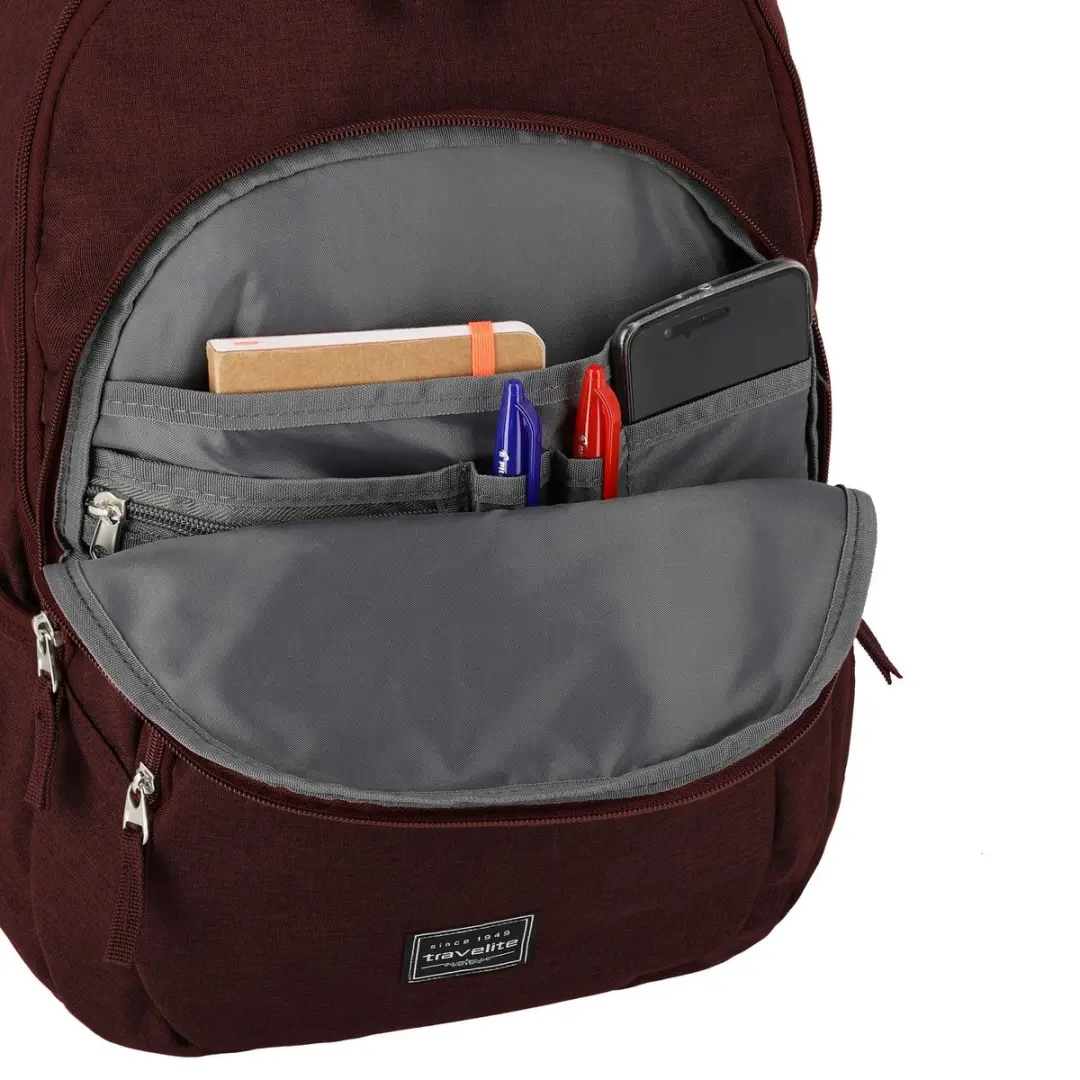 Travelite Basics Backpack 70 - 15 inch - 7 Vakken - Bordeaux