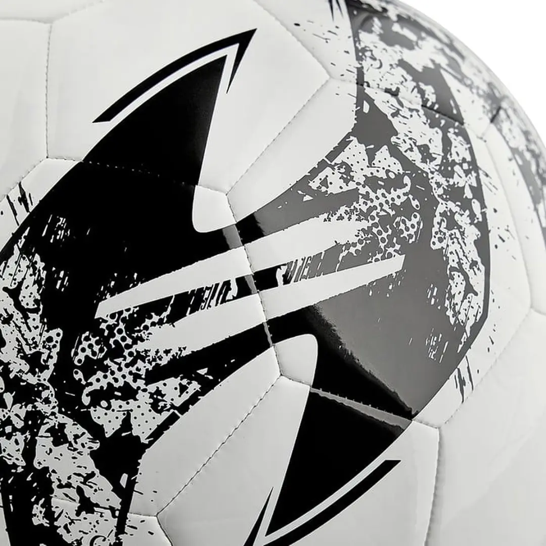 Macron Degree XI Trainingsbal Maat 3 - Wit/Zwart