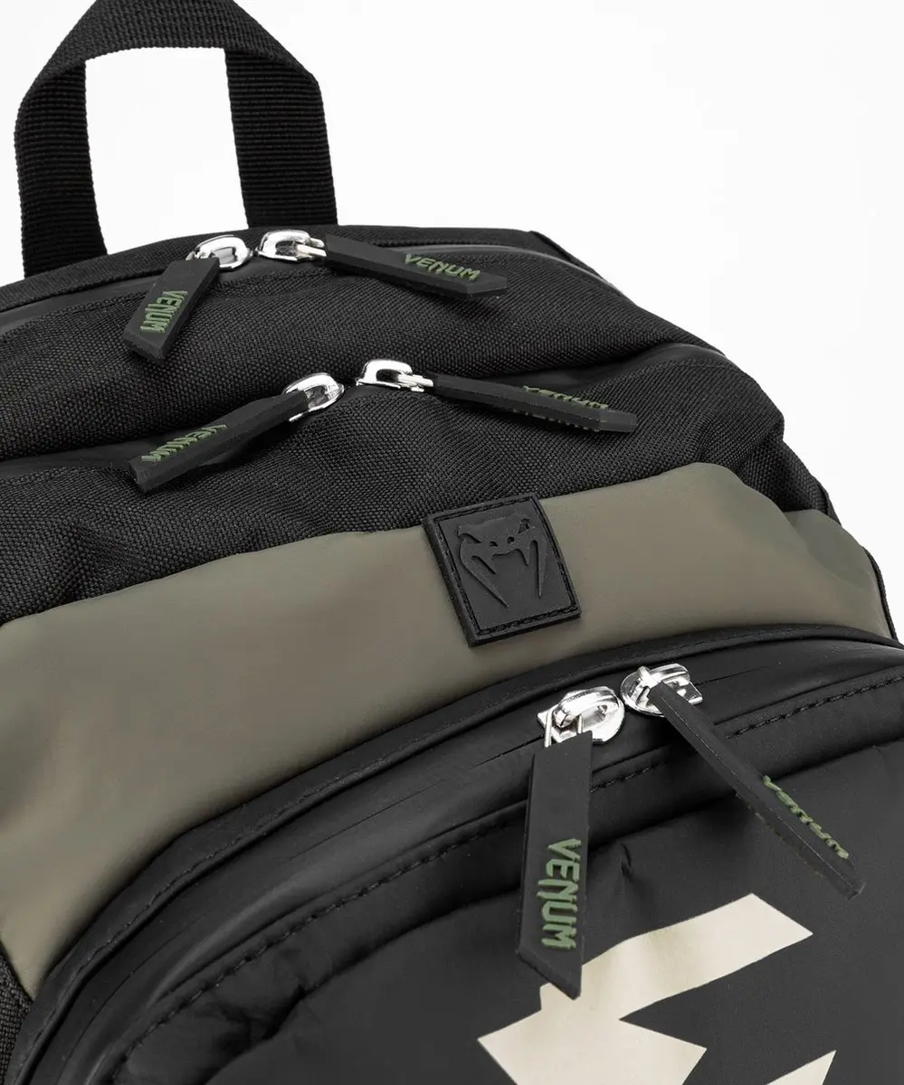 Venum Challenger Pro Evo Rugzak 22L - Khaki/Zwart