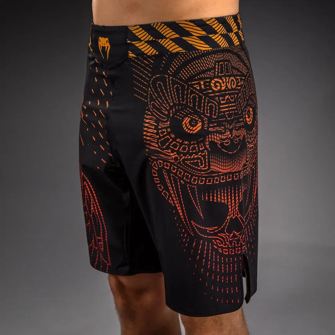 Venum Quetzal Fury Fightshorts - L - Zwart/Fury Rood/Mandarijn
