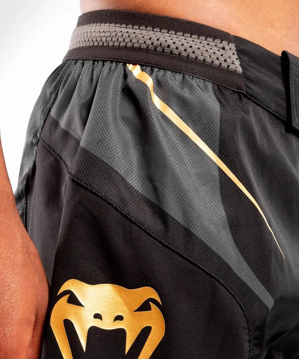 Venum Athletics Fightshorts Zwart/Goud - XS