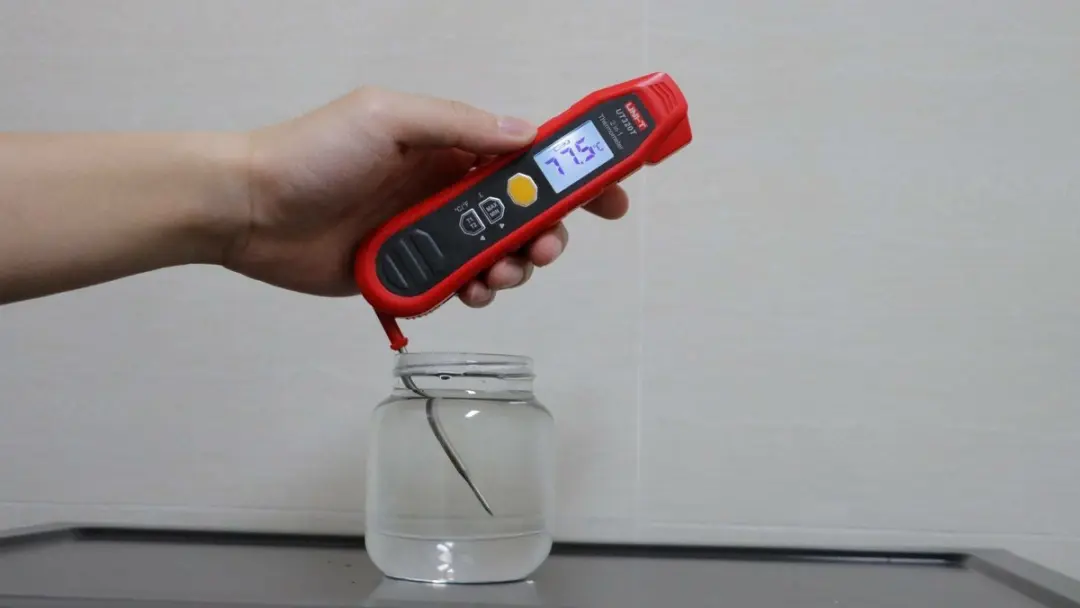 UNI-T UT320T 2-in-1 Thermometer -40°C tot 300°C - afbeelding 6 van 6