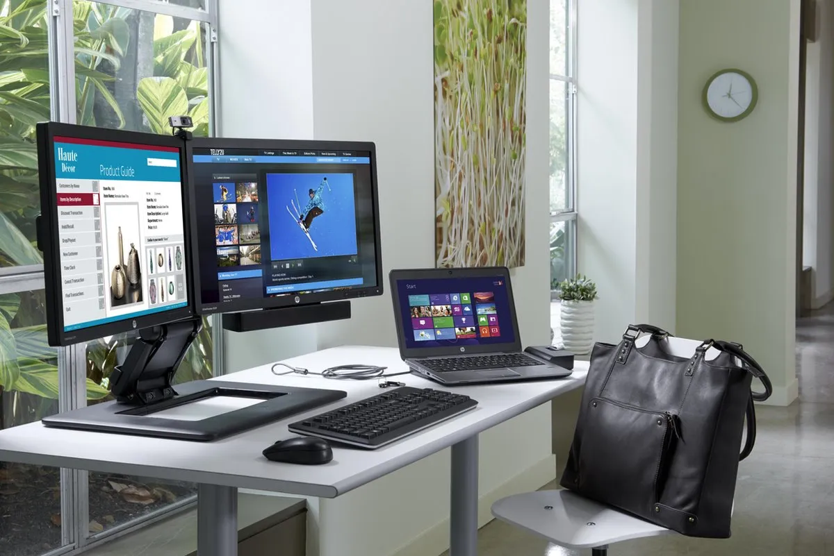 HP NQ576AA LCD Speaker Bar / Luidsprekerbalk