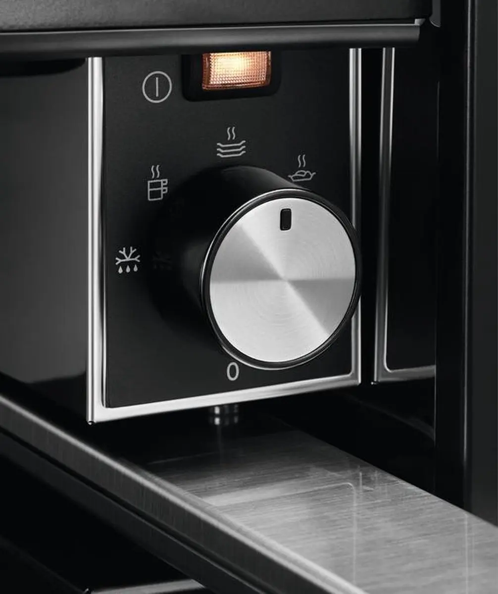 AEG KDE911424B Warmhoudlade - 800W - Zwart