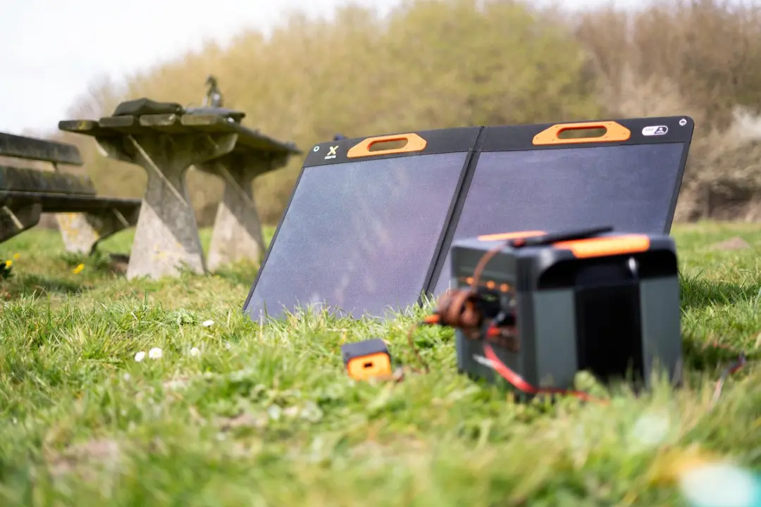 Xtorm XPS100 Zonnepaneel 100W - 3x USB - Zwart - afbeelding 5 van 6