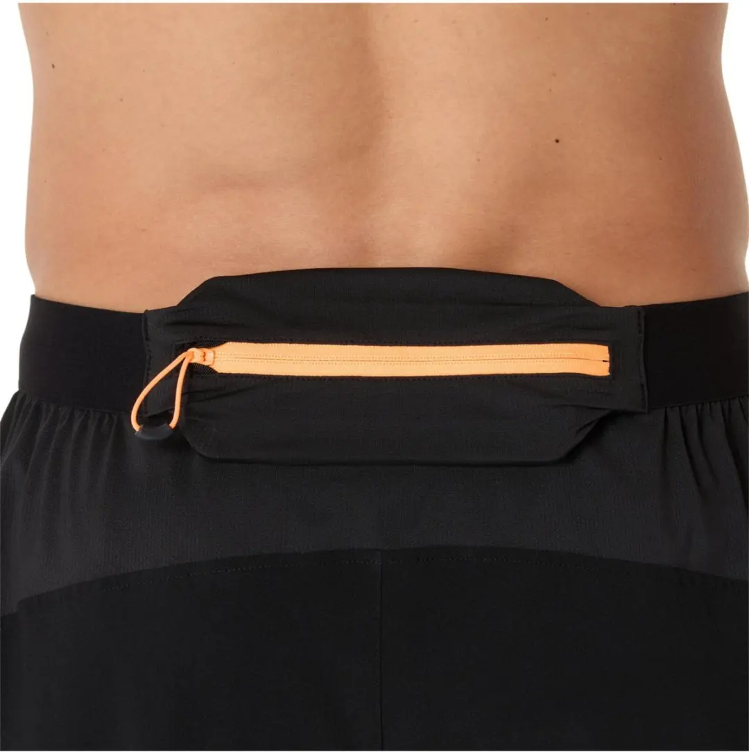 ASICS Fujitraill Print 5In Korte Short - S - Zwart