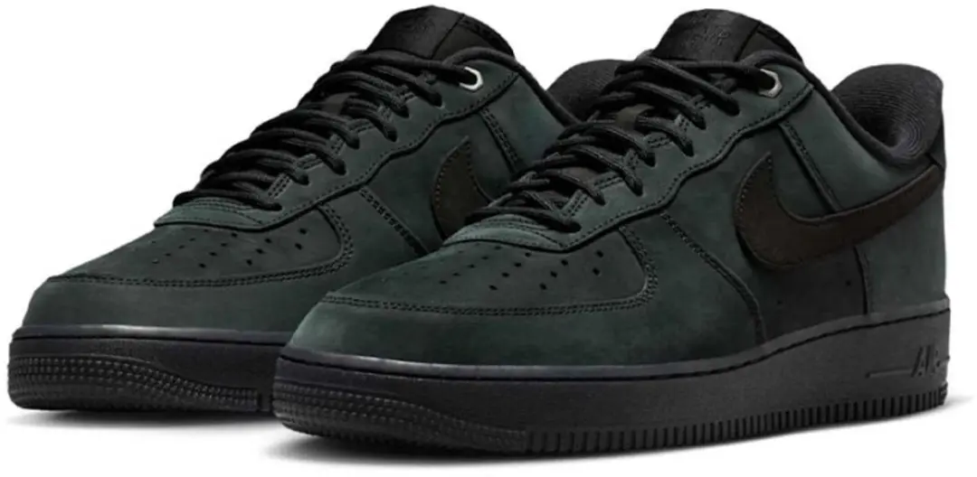 Nike Air Force 1 Low '07 WB Triple Black Nubuck - Maat 44