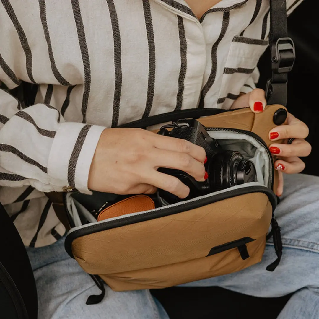 Peak Design Everyday Sling 3L v2 - 3L - Bruin