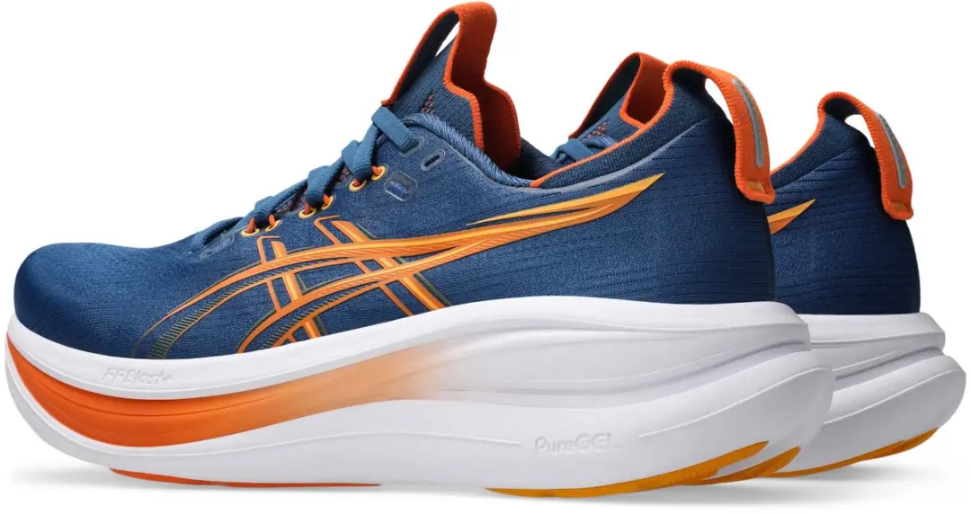ASICS Gel-Nimbus 28 Hardloopschoenen - 45 - Blauw