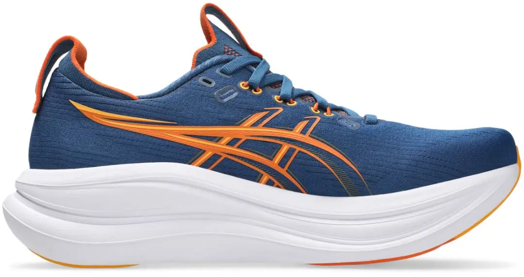 ASICS Gel-Nimbus 28 Hardloopschoenen