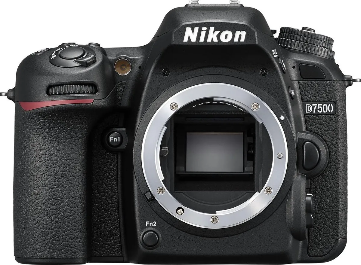 Nikon D7500 VBA510AE Body