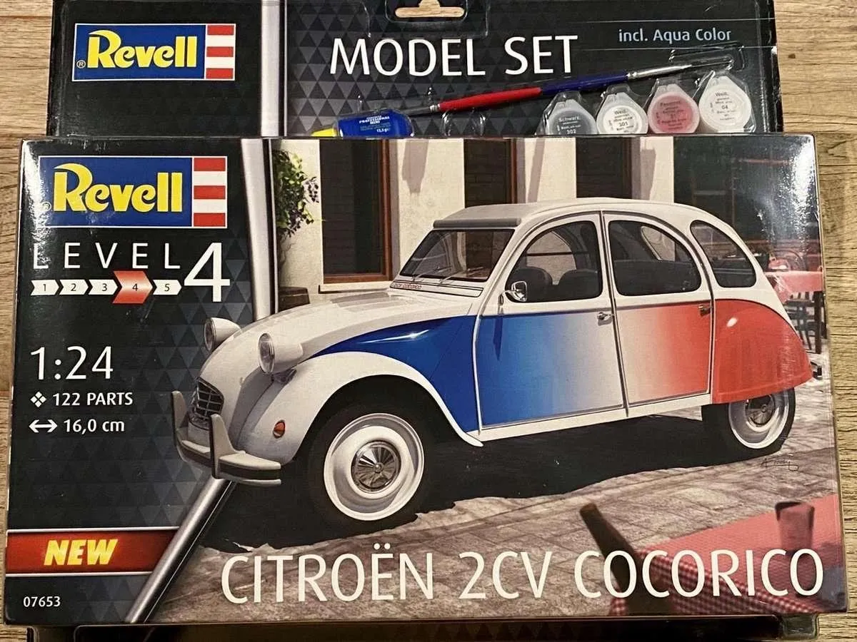 Revell 67653 Citroën 2 CV Cocorico Modelbouwpakket 1:24