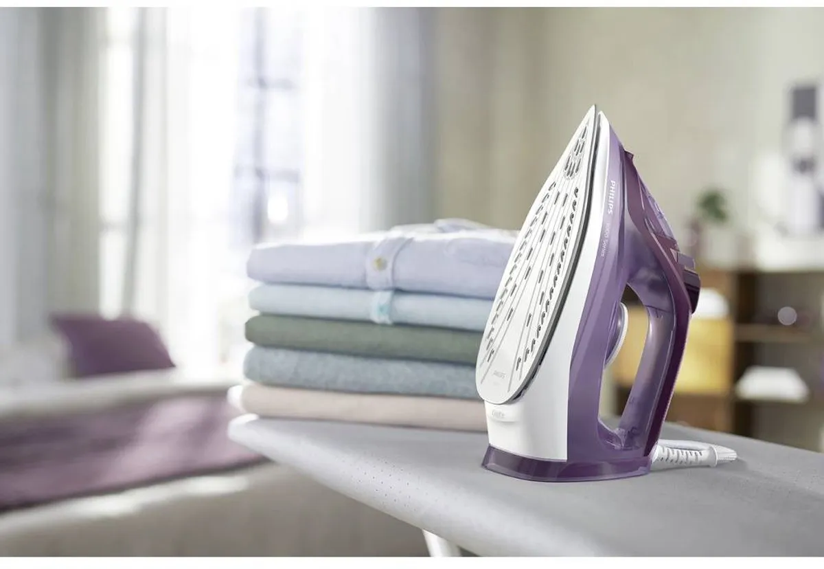 Philips 3000 Series DST3041/30 Stoomstrijkijzer - 2600W - Violet