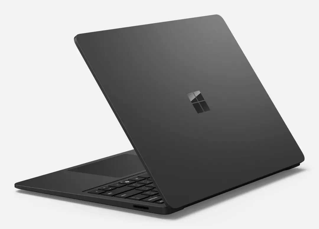 Microsoft Surface Laptop 8 Copilot+ PC - 13.8" Touchscreen 32GB 1TB Zwart