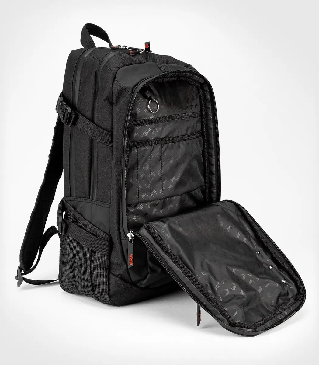 Venum Challenger Pro Evo Rugzak 22L - Zwart/Rood