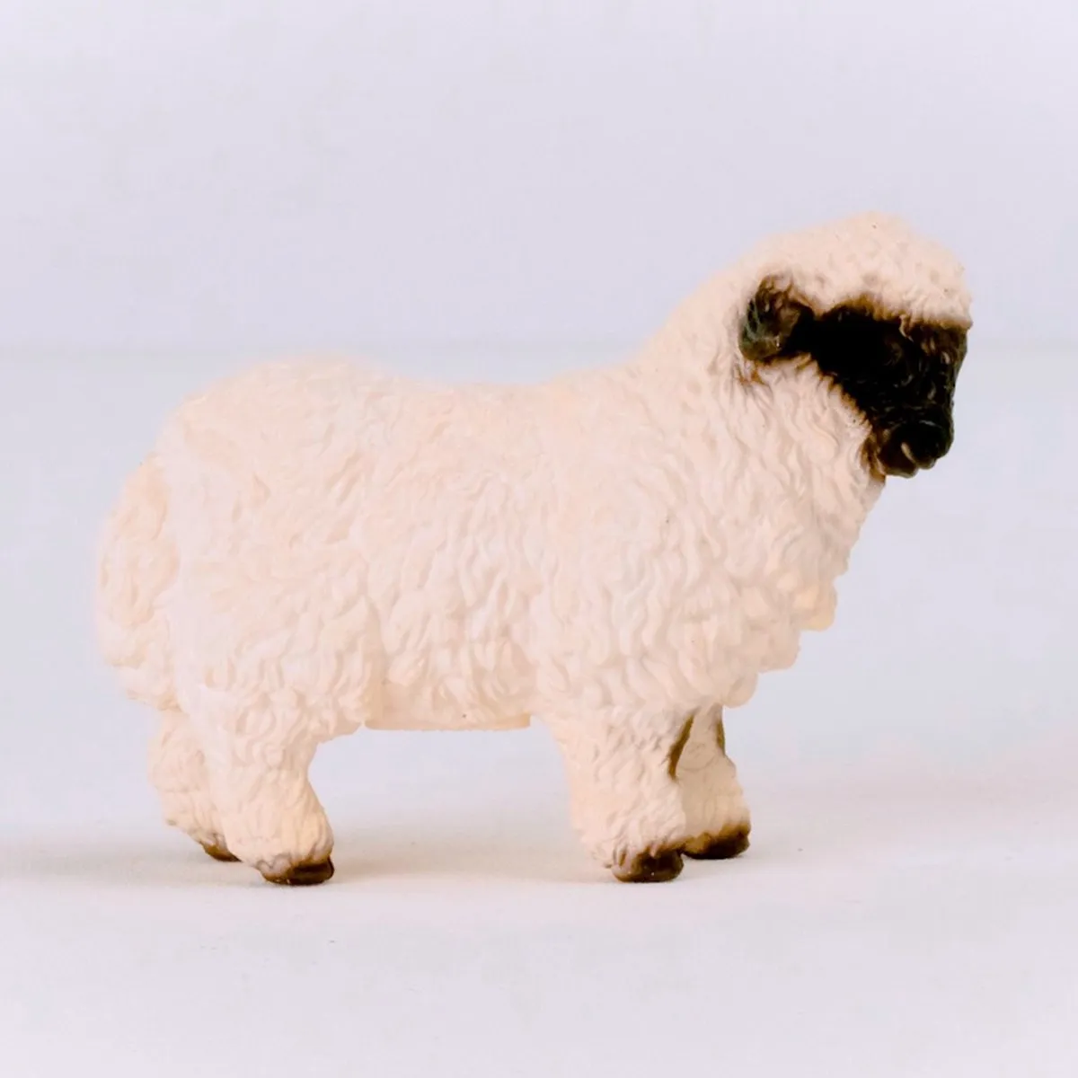 Schleich Walliser Schwarznase-schaap 13965